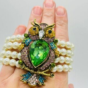 7 inch Owl Bracelet; Stretchy with Imitation Pearls